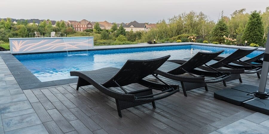 Backyard Getaway – Have The Best Pool Designed