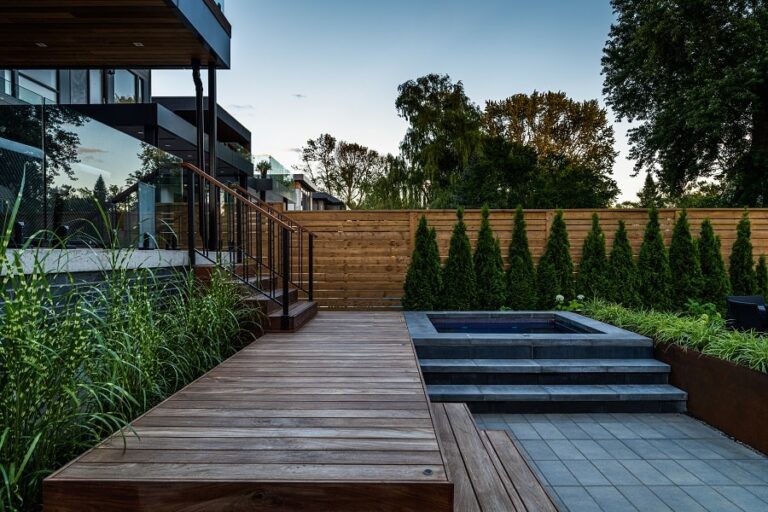 How Deck Builders Beautify Homes and Offices with Decks