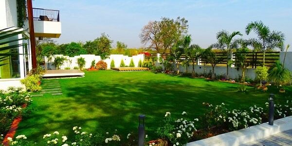 Why Should You Hire a Professional Landscape Designer? Why Should You Hire a Professional Landscape Designer?