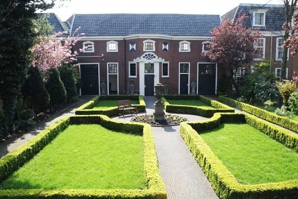 Front Yard Landscaping: Top Driveway Design Ideas & Tips