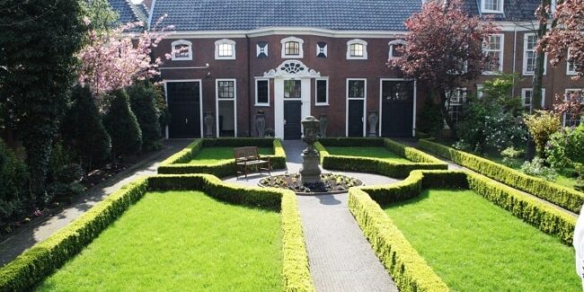 Front Yard Landscaping: Top Driveway Design Ideas & Tips