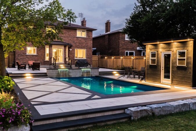 Top 10 Summer Flowers for Backyard Landscaping in Toronto