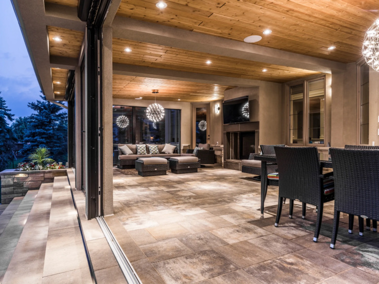 Four Seasons Estate deck with outdoor lounging space