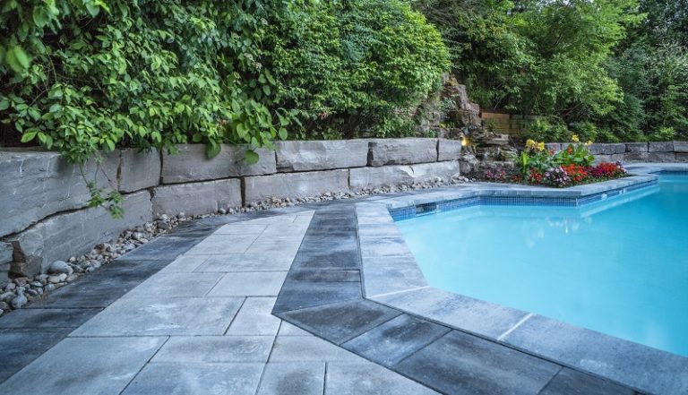 Exterior view of a commercial building with a minimalistic and elegant design.