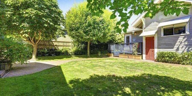 5 Hardscapes for Front Yard Landscaping Design