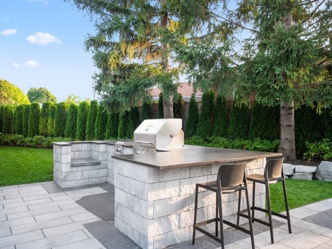 12 Exceptional Outdoor Kitchen Designs and Ideas