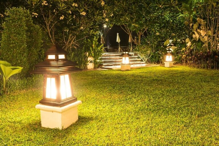 5 Best Styles to Install Outdoor Landscape Lighting
