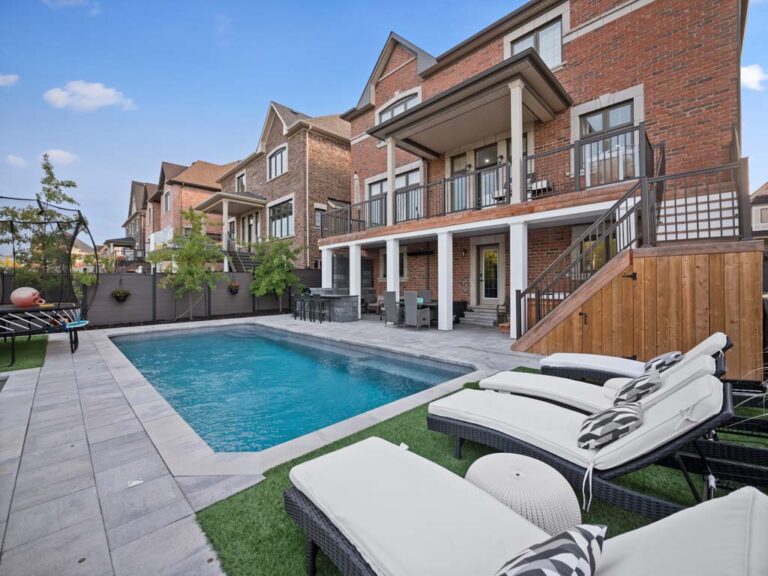 Vibrant backyard with colorful flowers