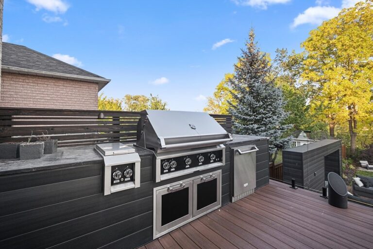 What To Consider When Planning A Small Outdoor Kitchen?
