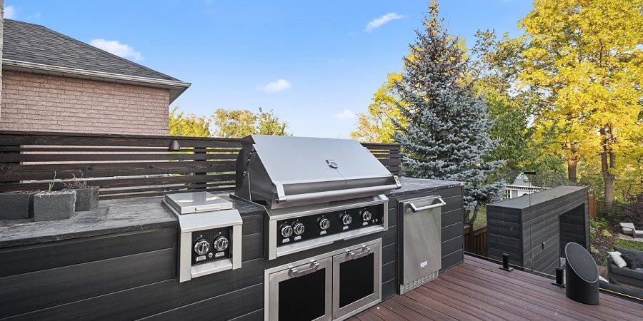 What To Consider When Planning A Small Outdoor Kitchen?