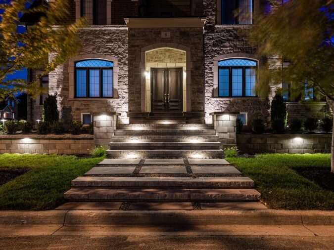 Your Guide to Invest Wisely in Landscape Lighting