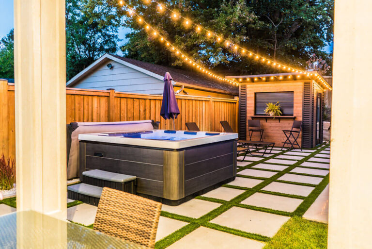 Contemporary outdoor seating area with a pergola