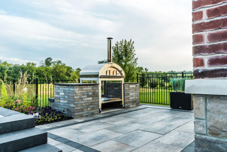 Outdoor Living Space with Modern Furniture and Lighting