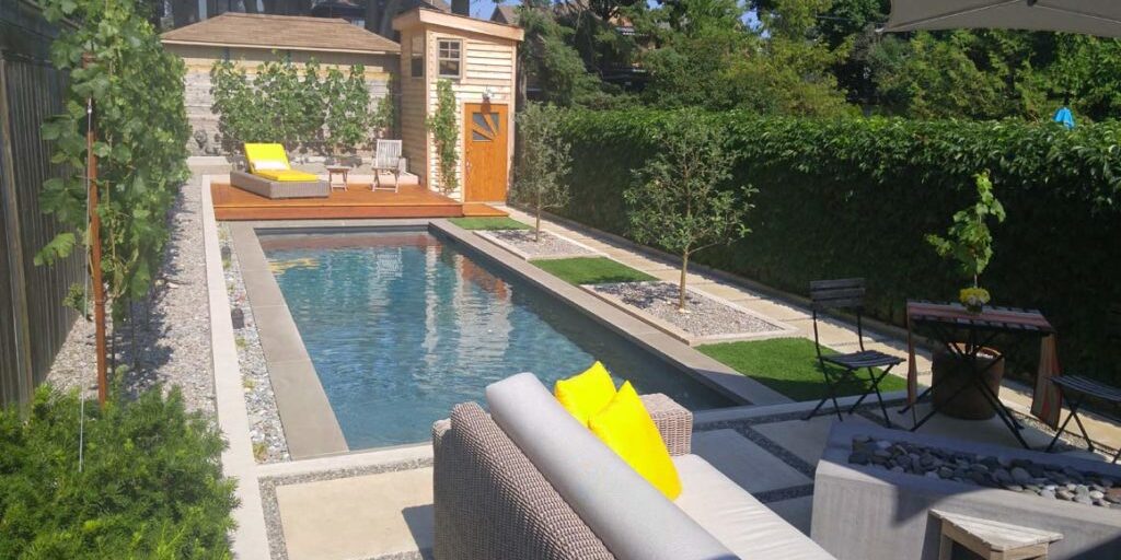 A Complete Guide to Vertical Gardening in Residential Landscaping