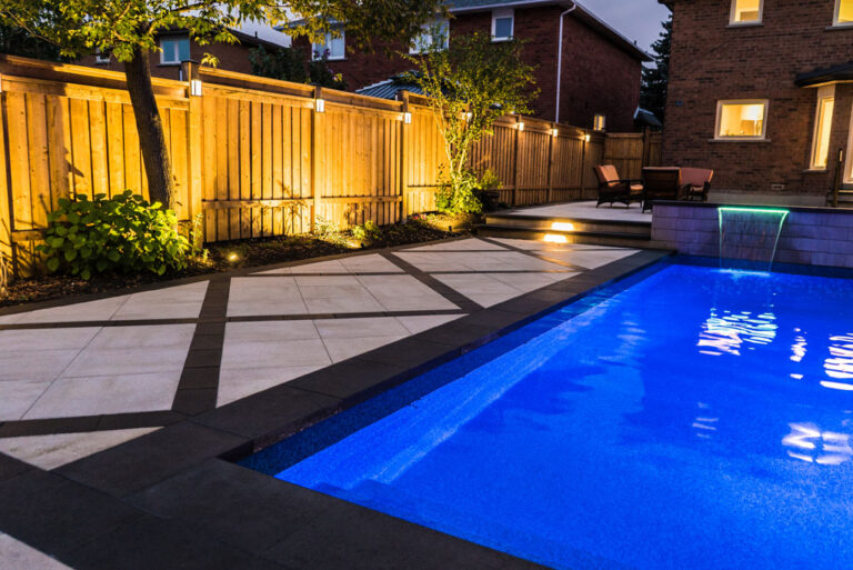 Clover Landscape Design - Modern Poolside Seating