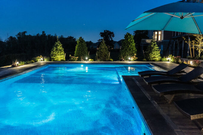 Complete Guide to Saltwater Swimming Pools for Your Backyard