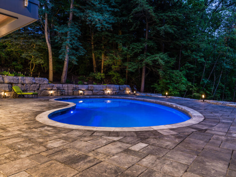 Wide Indian road with multiple lanes and traffic signs