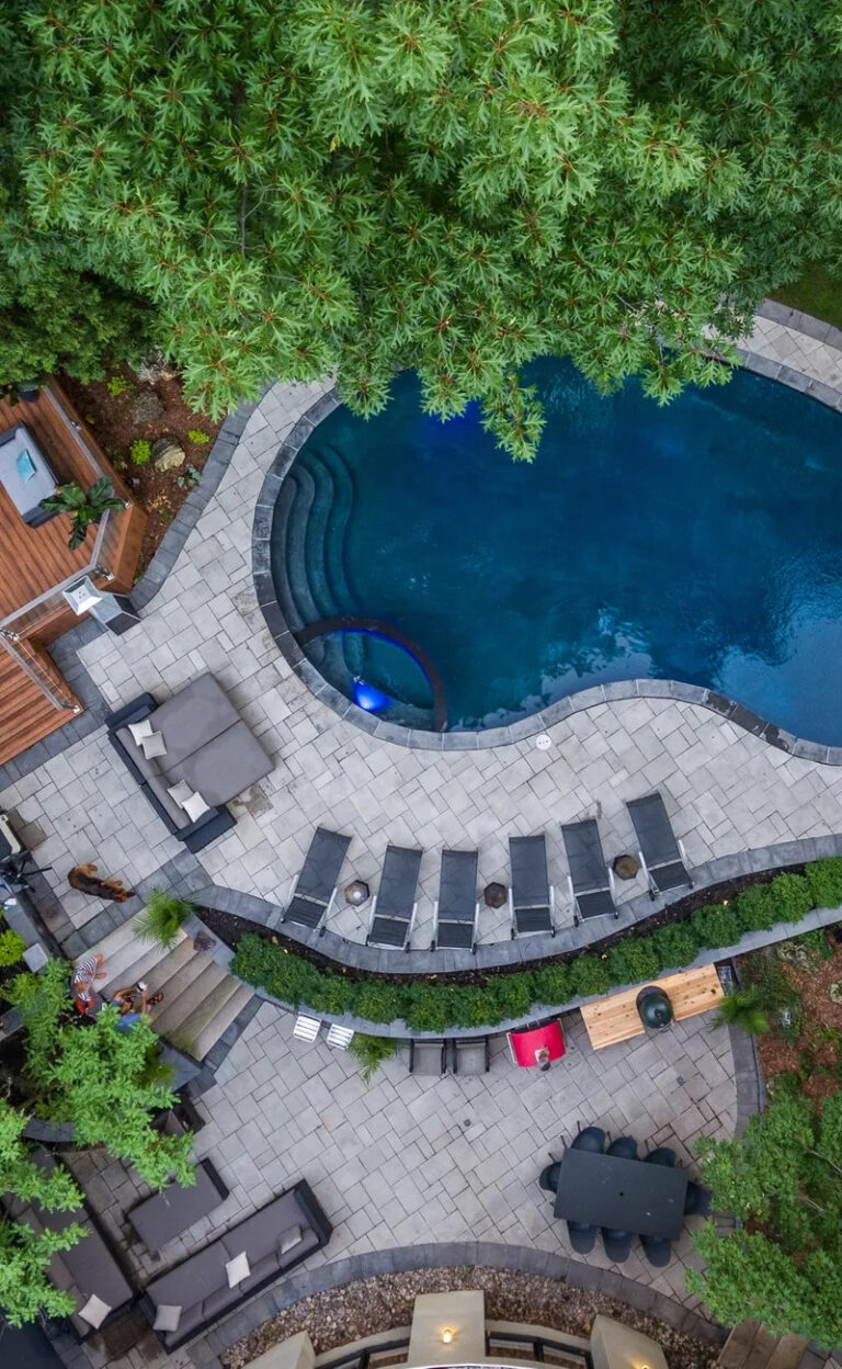 Bloom Conference 2020 - Speaker on stage with large screen in the background