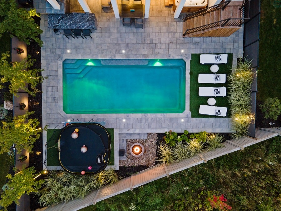 How Swimming Pool Builders Navigate Heritage Property Rules in Toronto