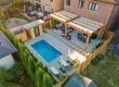 Best swimming pool builders in Toronto — custom concrete pool by Land-Con